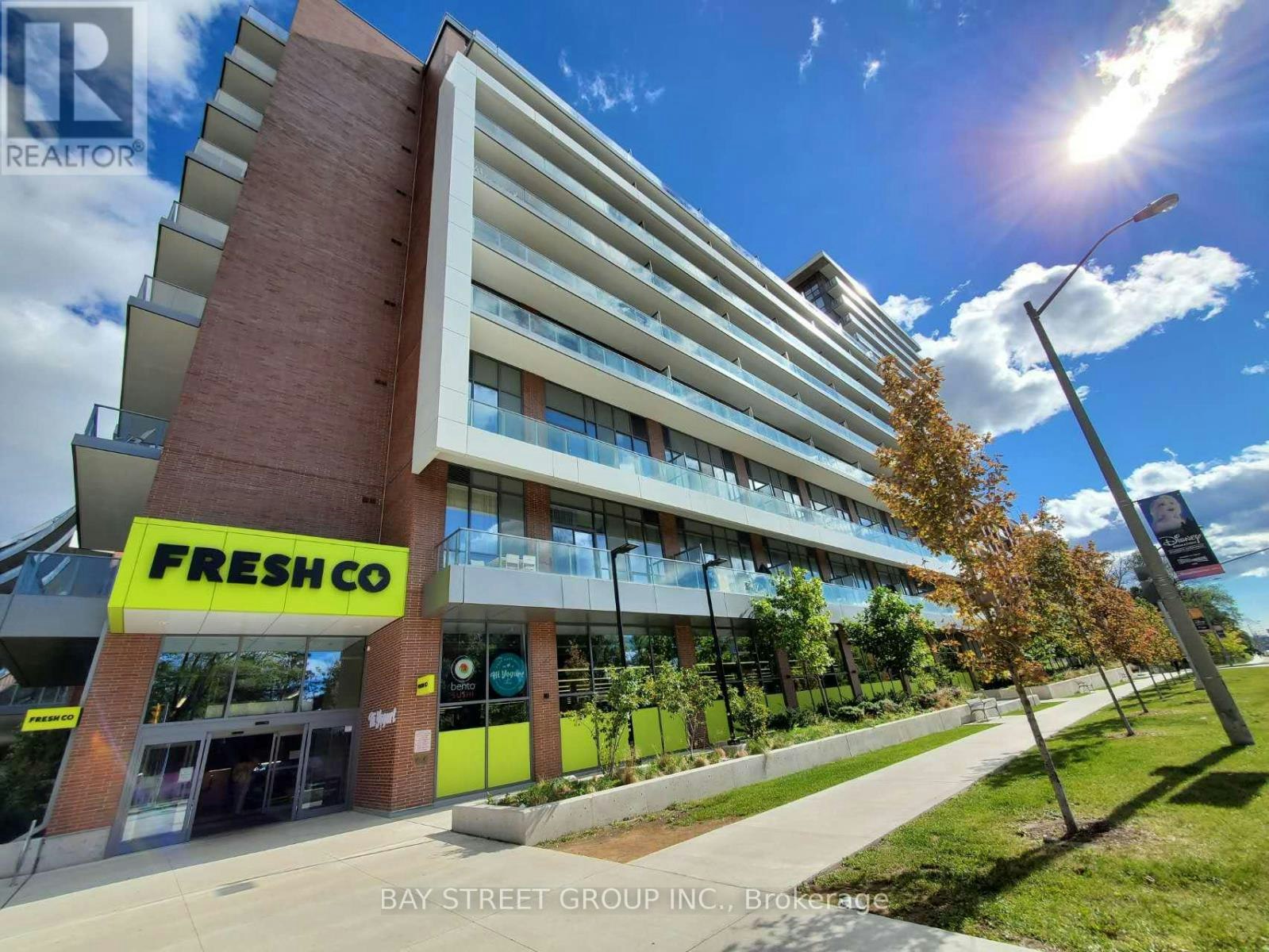 515-36 Forest Manor Road, Toronto, ON, M2J 1M1 - 2