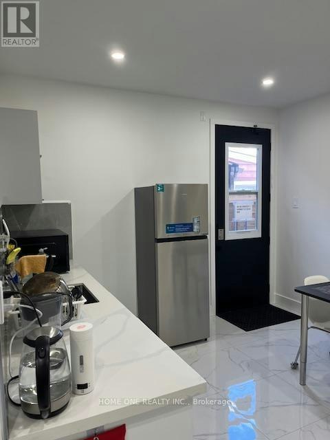 B03-35 Denison Avenue, Toronto, ON, M5T 2M6 - 8