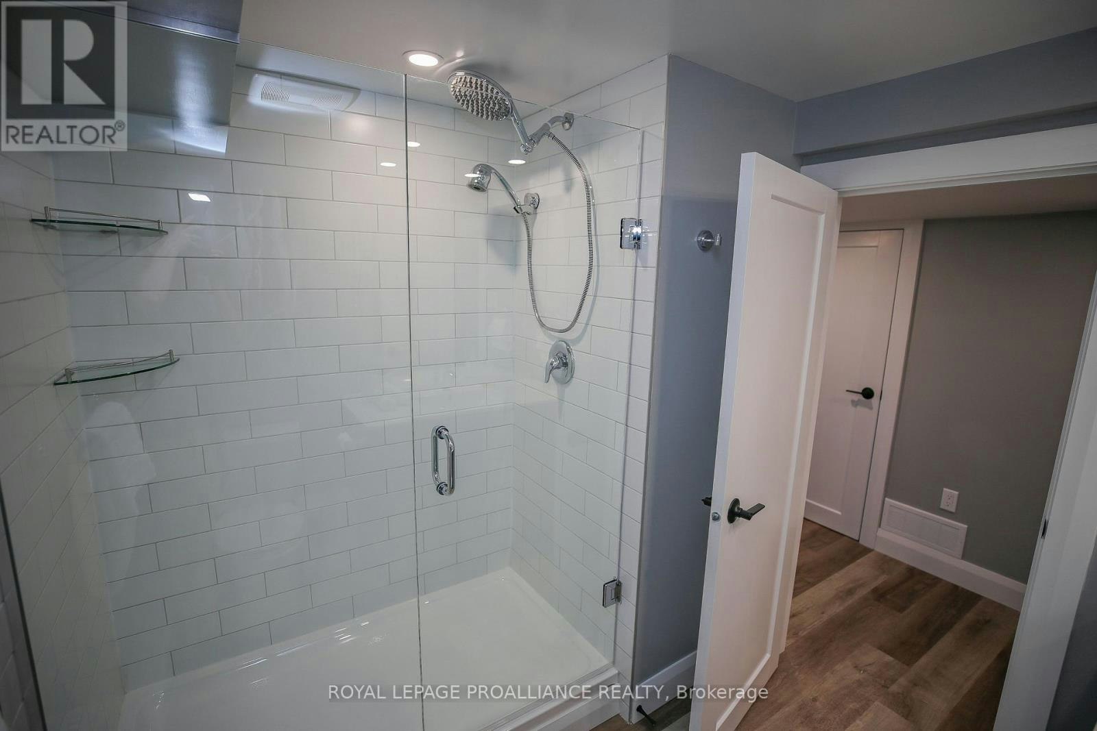 15-808 Riverview Lane, Elizabethtown, ON, K6V 7G5 - 18