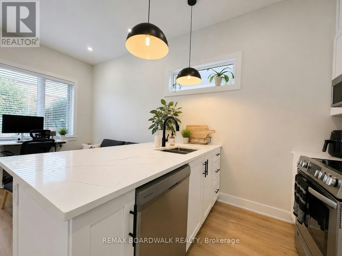2B-191 Hinchey Avenue, Ottawa, ON, K1Y 1L6 - 6