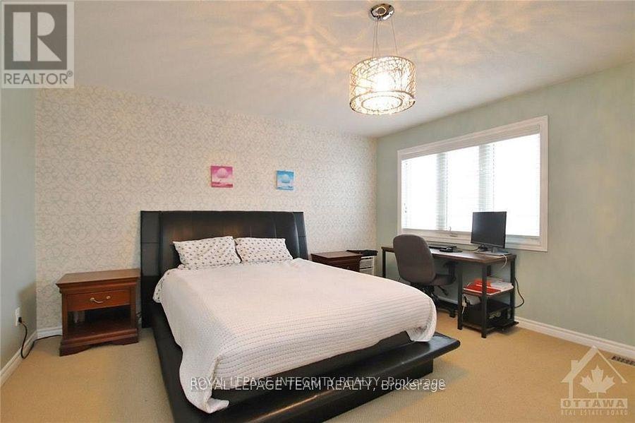 2799 Grand Canal Street, Ottawa, ON, K2J 0T2 - 14