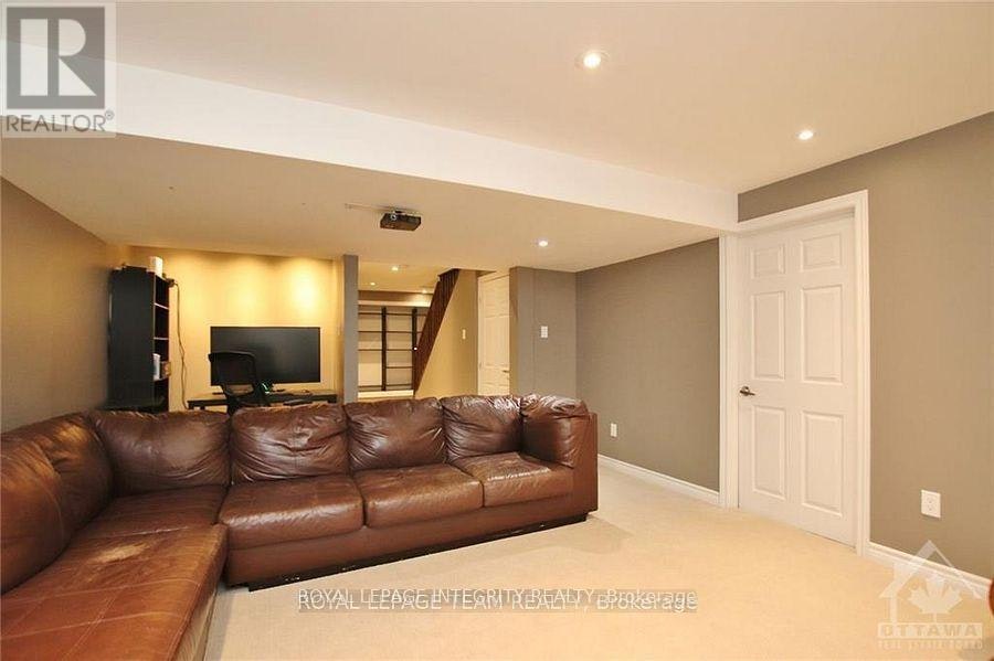 2799 Grand Canal Street, Ottawa, ON, K2J 0T2 - 26