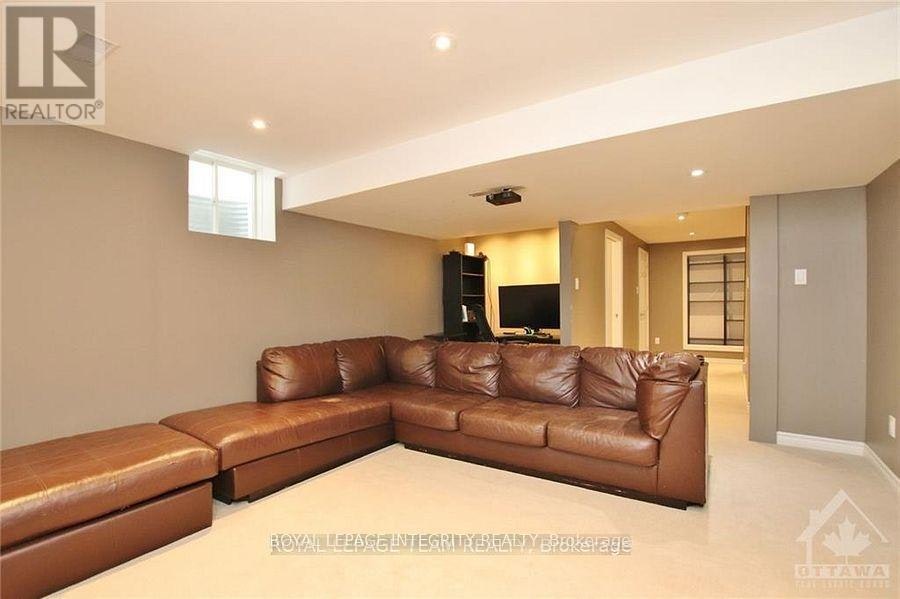 2799 Grand Canal Street, Ottawa, ON, K2J 0T2 - 27
