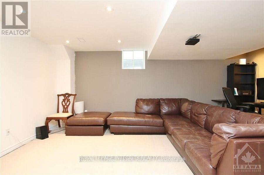 2799 Grand Canal Street, Ottawa, ON, K2J 0T2 - 28