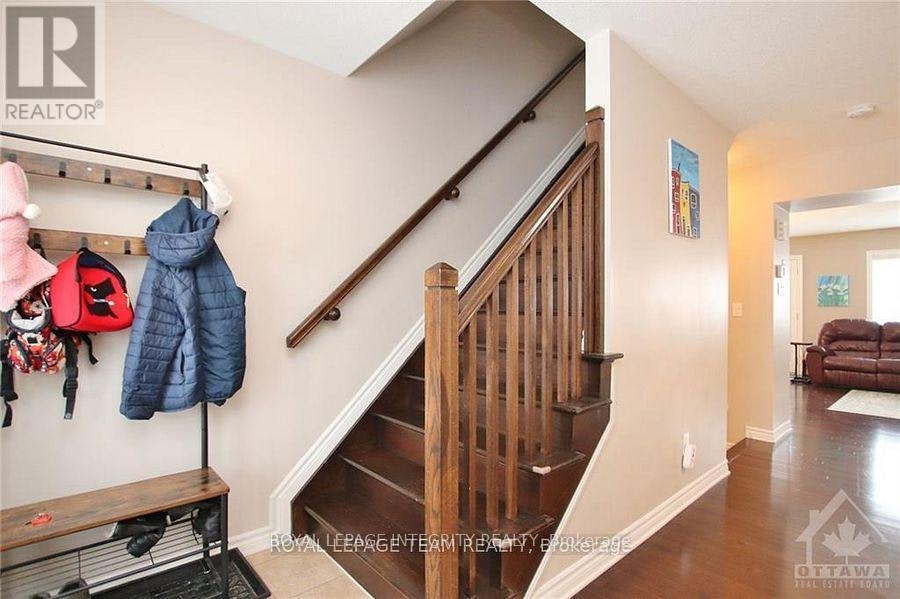 2799 Grand Canal Street, Ottawa, ON, K2J 0T2 - 13