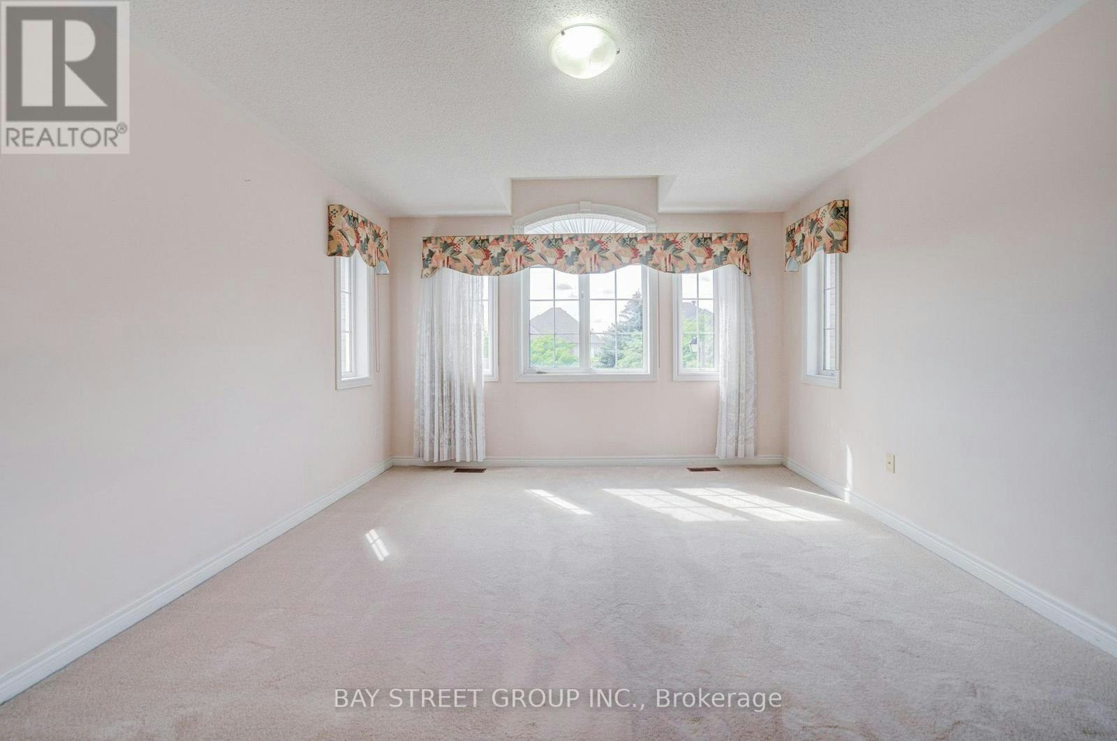 13 Pembrooke Road, Markham, ON, L6C 2L2 - 39