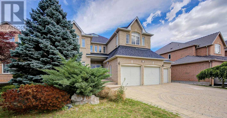 13 Pembrooke Road, Markham, ON, L6C 2L2 - 2