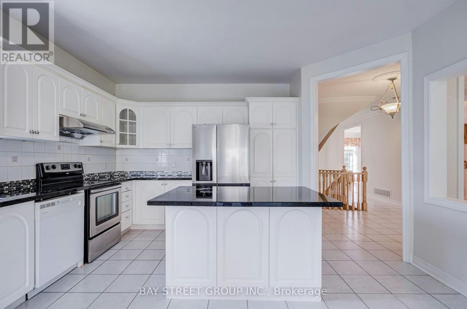 13 Pembrooke Road, Markham, ON, L6C 2L2 - 17