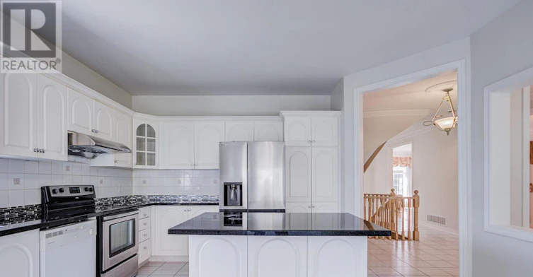 13 Pembrooke Road, Markham, ON, L6C 2L2 - 17