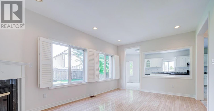 13 Pembrooke Road, Markham, ON, L6C 2L2 - 14