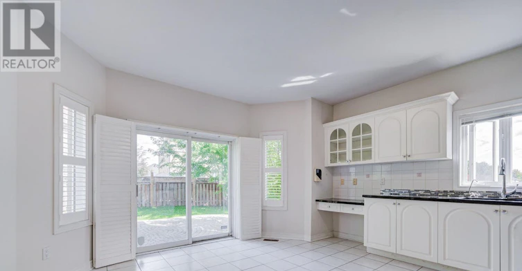 13 Pembrooke Road, Markham, ON, L6C 2L2 - 18