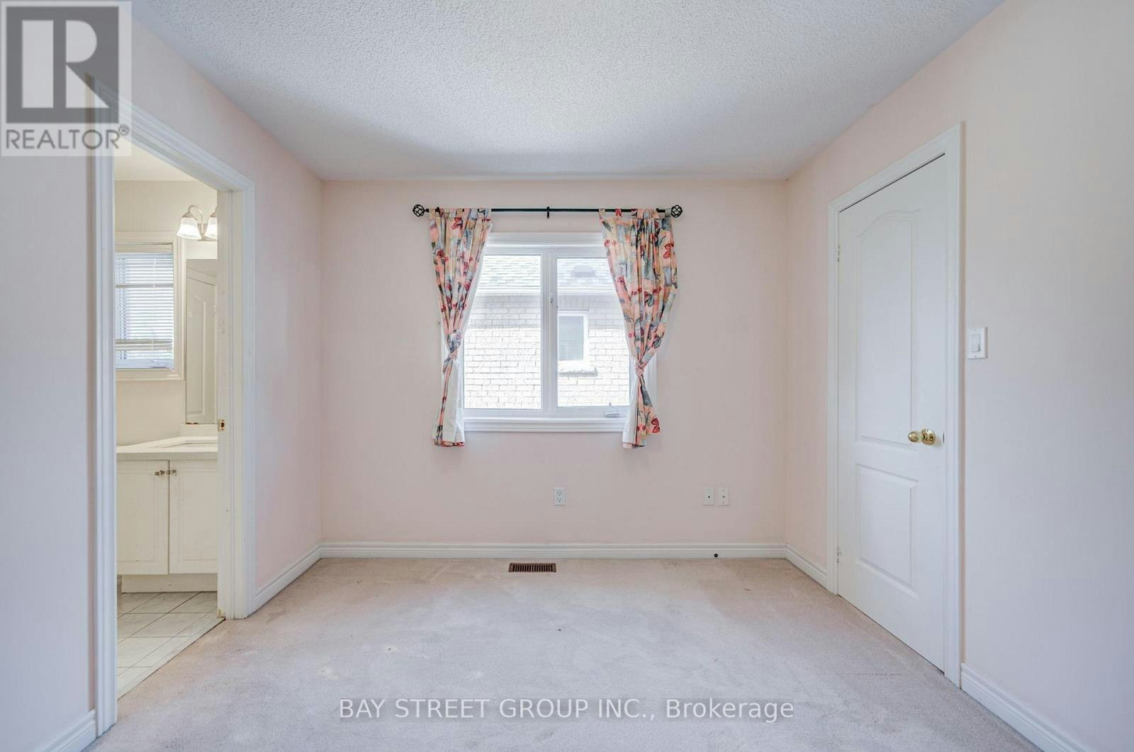 13 Pembrooke Road, Markham, ON, L6C 2L2 - 44