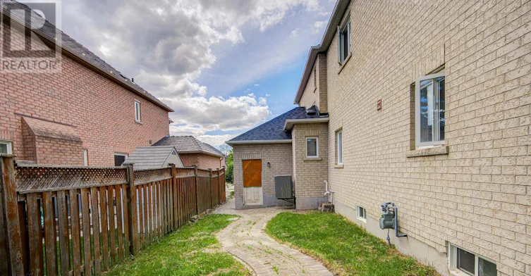 13 Pembrooke Road, Markham, ON, L6C 2L2 - 50