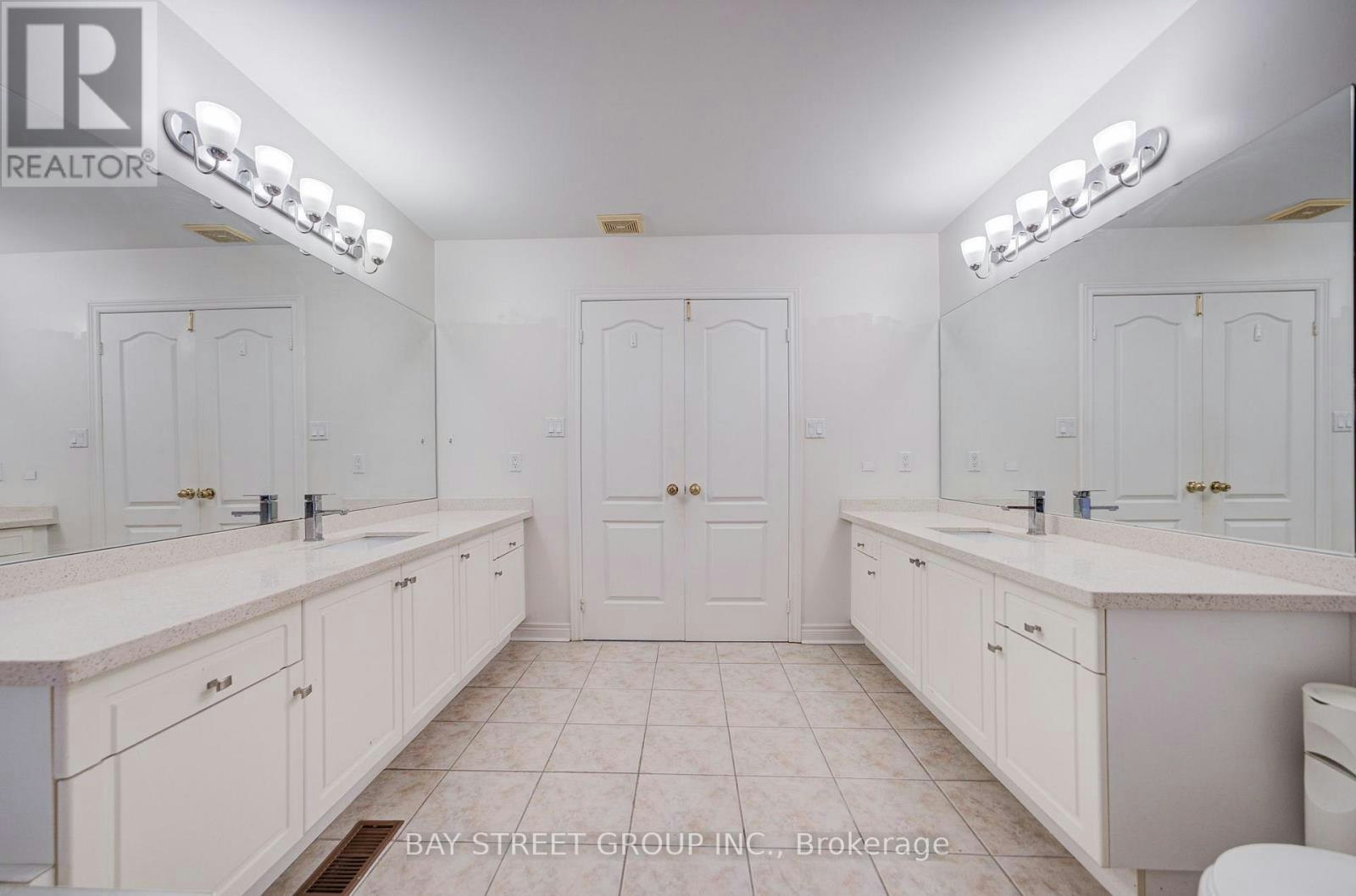 13 Pembrooke Road, Markham, ON, L6C 2L2 - 34