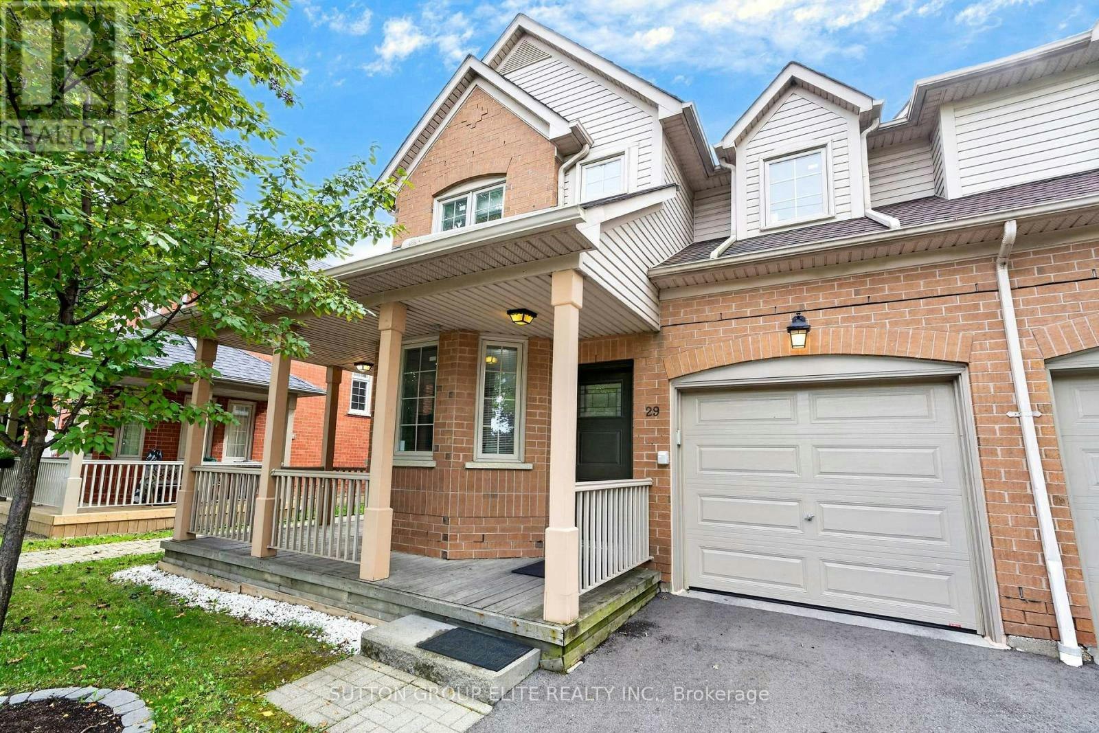 29-5223 Fairford Crescent, Mississauga, ON, L5V 2M6