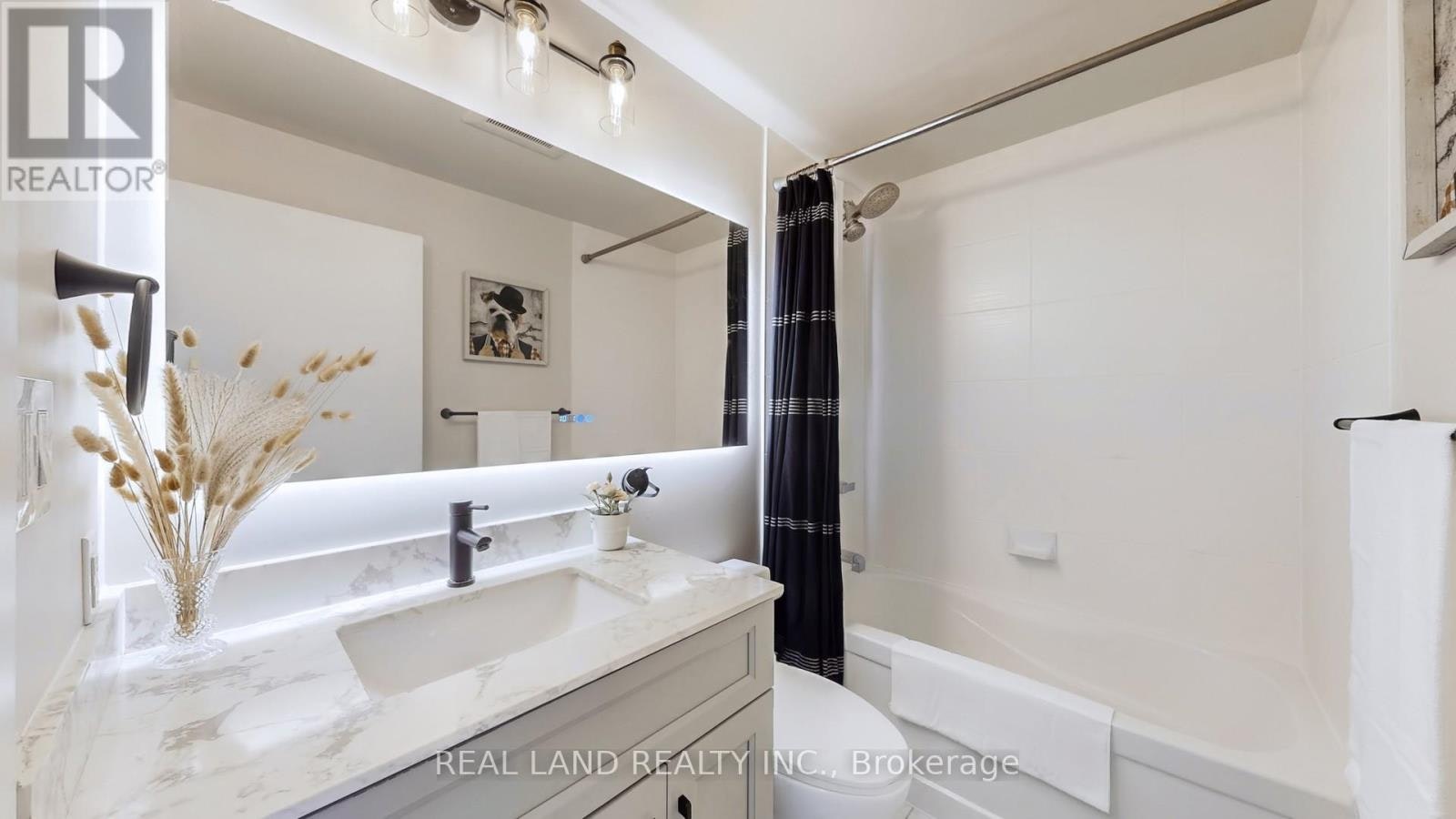 1908-33 Bay Street, Toronto, ON, M5J 2Z3 - 29