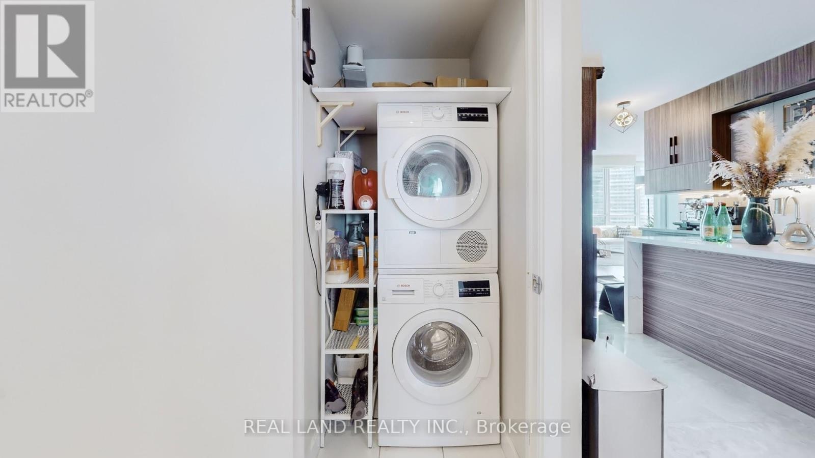 1908-33 Bay Street, Toronto, ON, M5J 2Z3 - 34