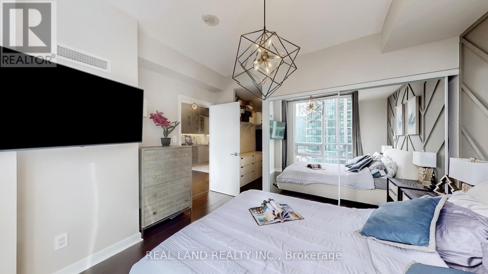 1908-33 Bay Street, Toronto, ON, M5J 2Z3 - 27