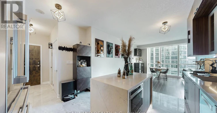 1908-33 Bay Street, Toronto, ON, M5J 2Z3 - 17