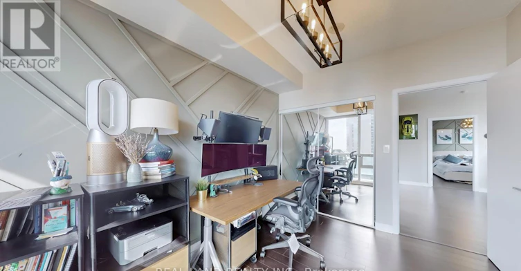1908-33 Bay Street, Toronto, ON, M5J 2Z3 - 32