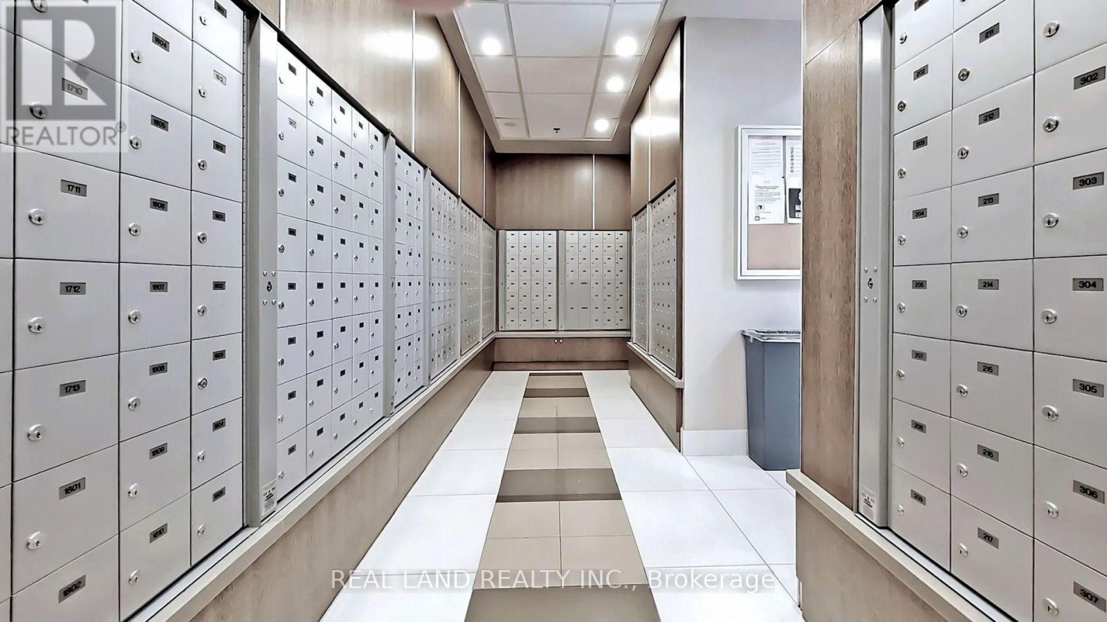 1908-33 Bay Street, Toronto, ON, M5J 2Z3 - 43