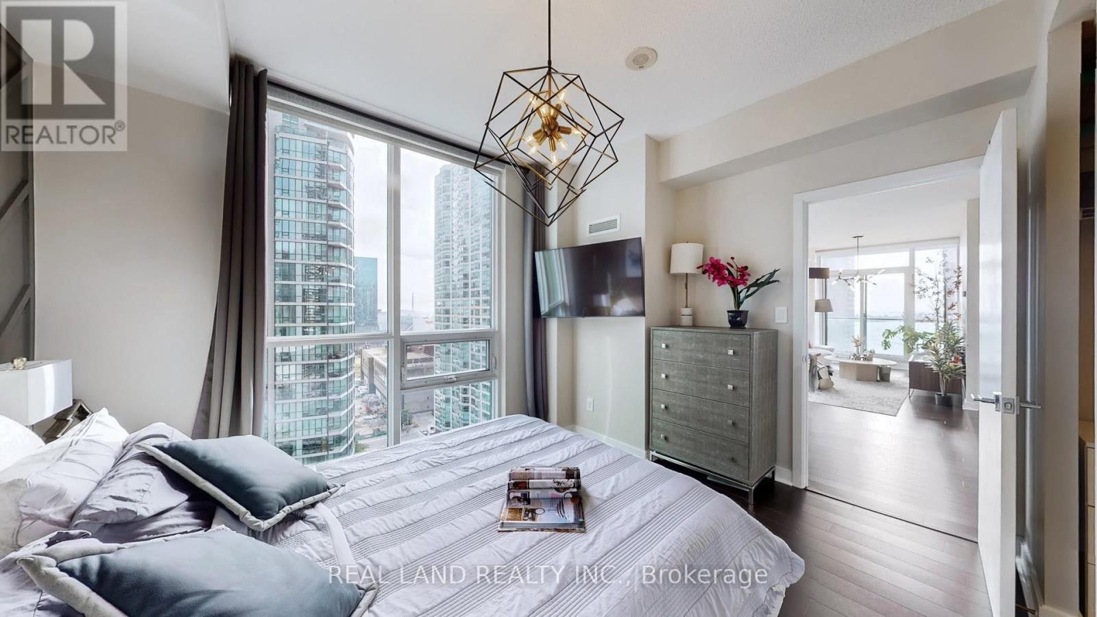 1908-33 Bay Street, Toronto, ON, M5J 2Z3 - 28