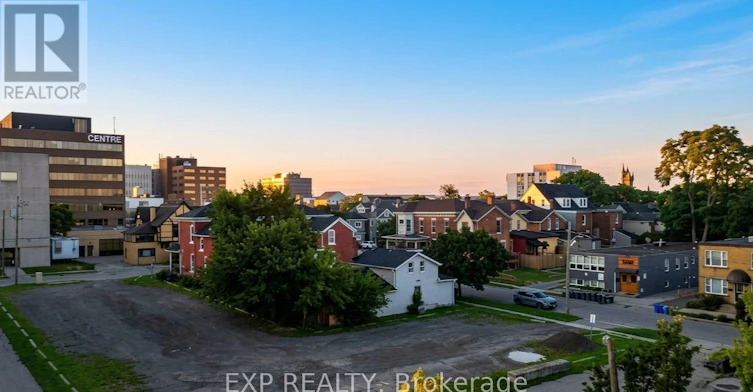402-26 Wellington Street, St. Catharines, ON, L2R 5P8 - 22