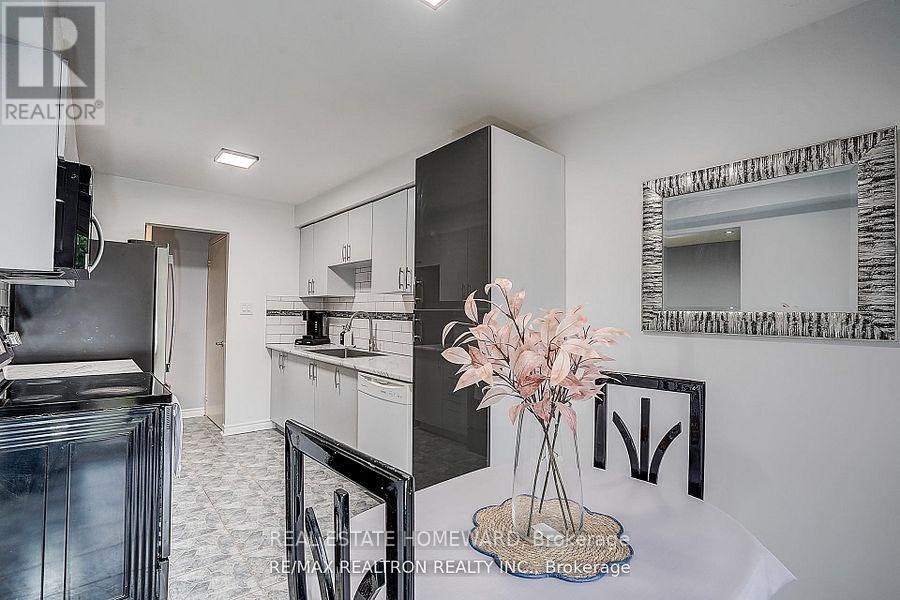 51 Steepleview Crescent, Richmond Hill, ON, L4C 9R3 - 28