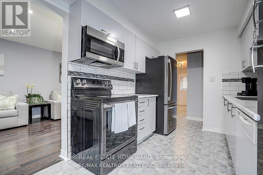 51 Steepleview Crescent, Richmond Hill, ON, L4C 9R3 - 30