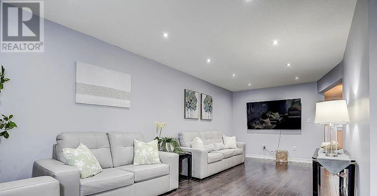 51 Steepleview Crescent, Richmond Hill, ON, L4C 9R3 - 6