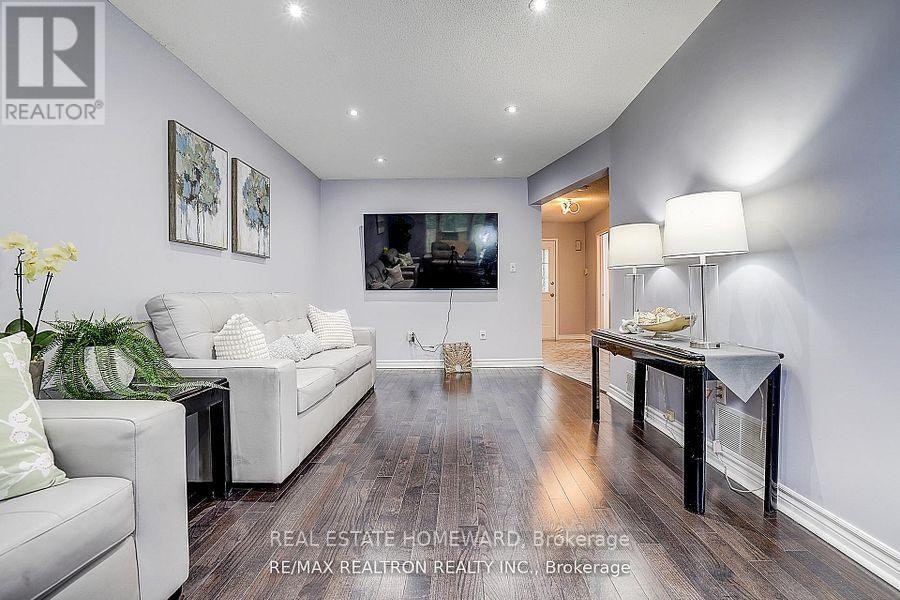 51 Steepleview Crescent, Richmond Hill, ON, L4C 9R3 - 15