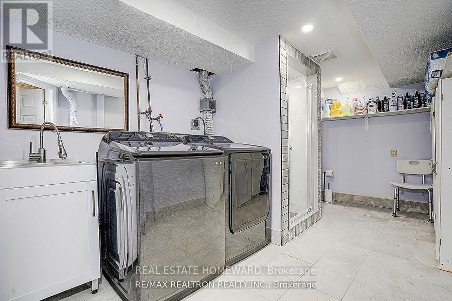51 Steepleview Crescent, Richmond Hill, ON, L4C 9R3 - 5