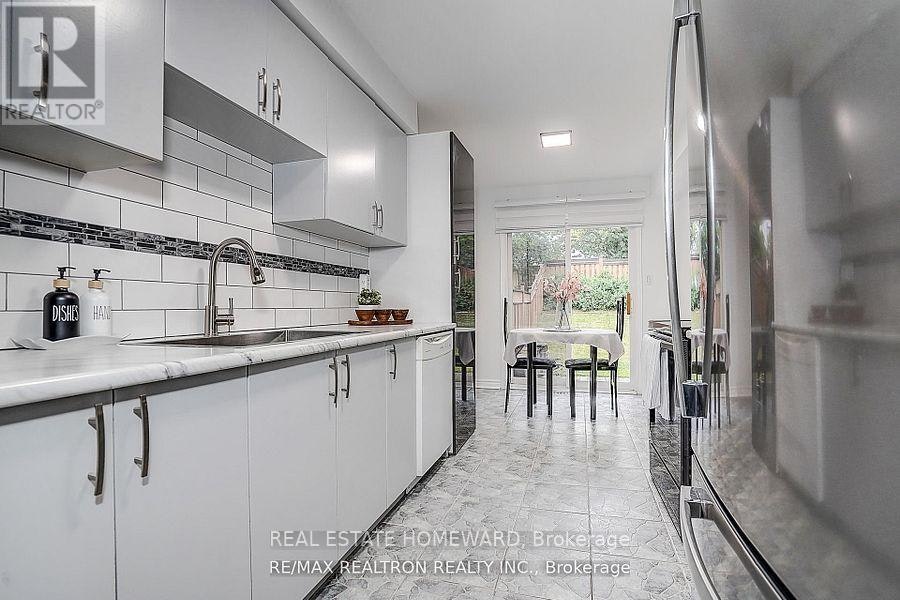 51 Steepleview Crescent, Richmond Hill, ON, L4C 9R3 - 9