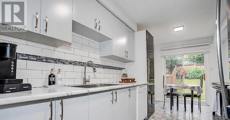 51 Steepleview Crescent, Richmond Hill, ON, L4C 9R3 - 26