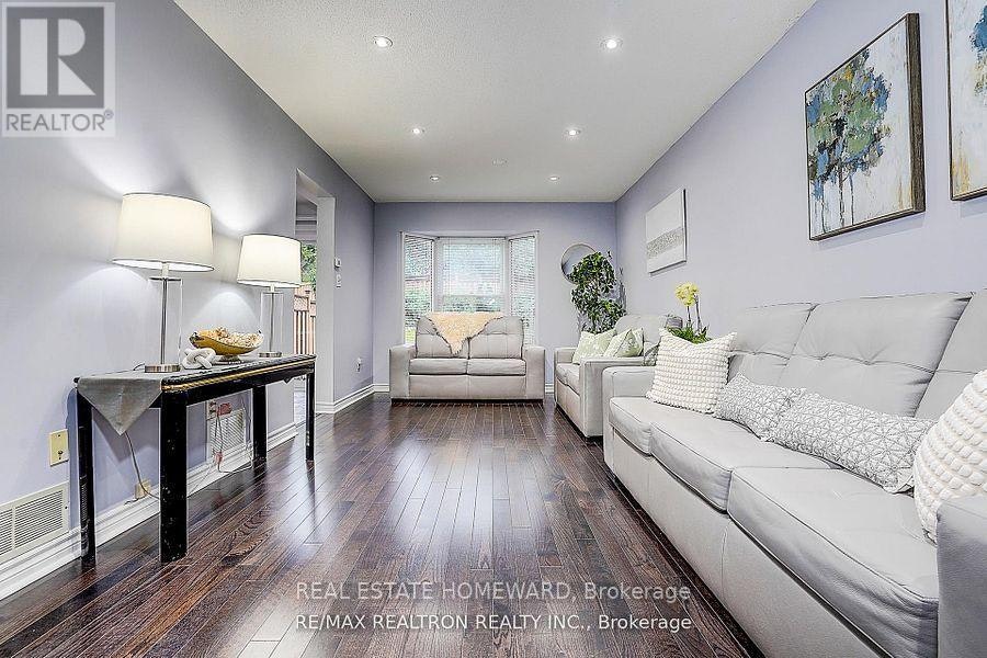 51 Steepleview Crescent, Richmond Hill, ON, L4C 9R3 - 16