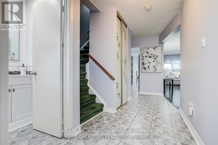 51 Steepleview Crescent, Richmond Hill, ON, L4C 9R3 - 18