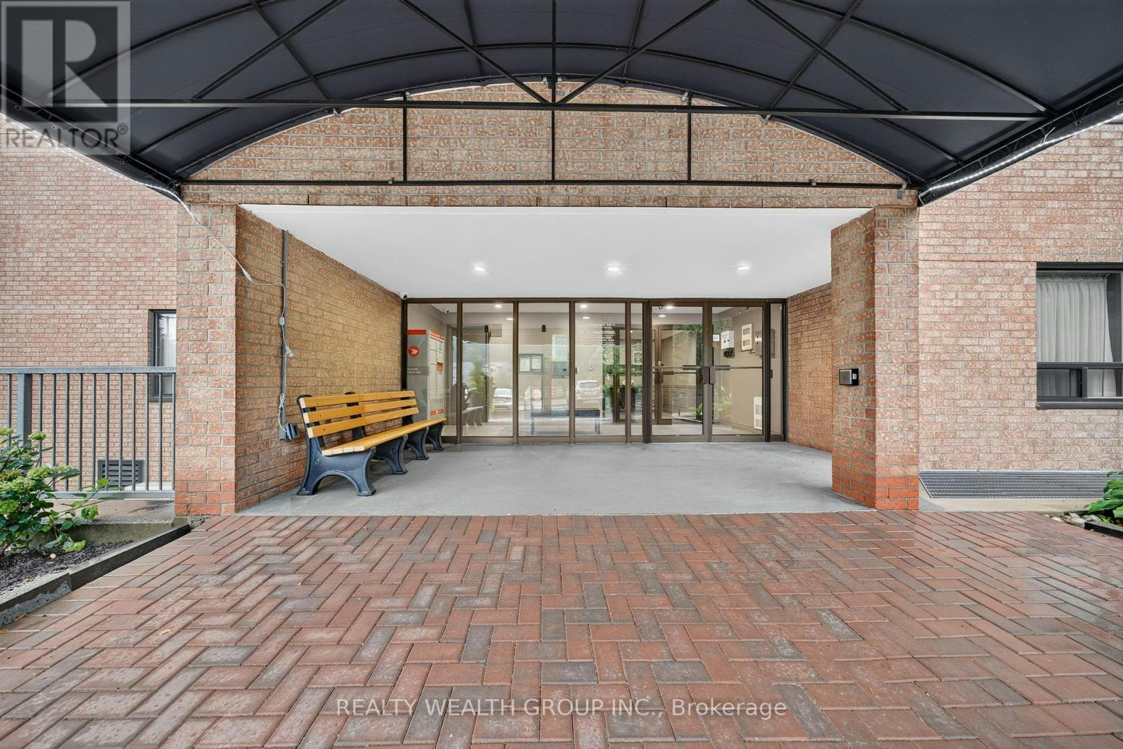 307-155 Main Street N, Newmarket, ON, L3Y 8C2 - 3