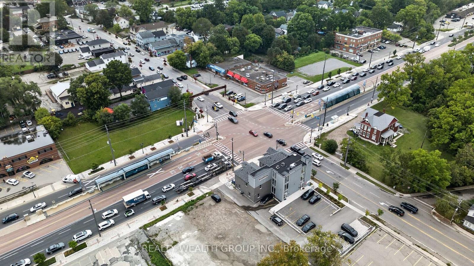 307-155 Main Street N, Newmarket, ON, L3Y 8C2 - 29