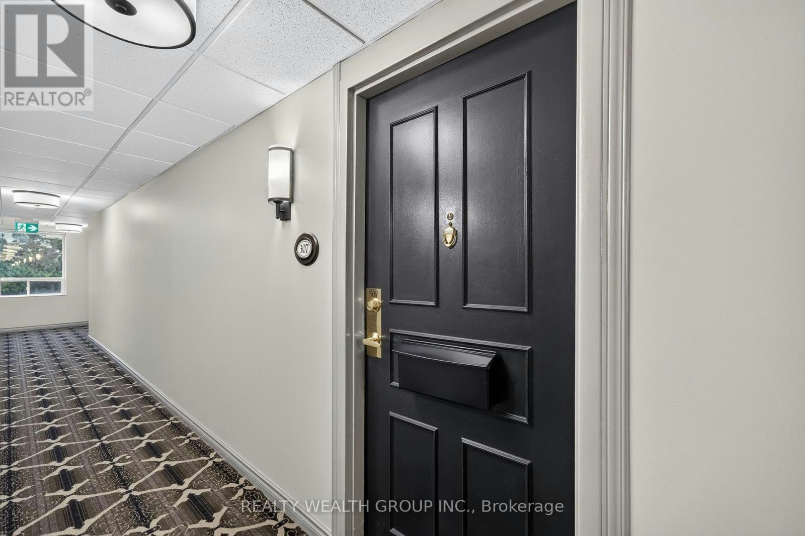 307-155 Main Street N, Newmarket, ON, L3Y 8C2 - 7