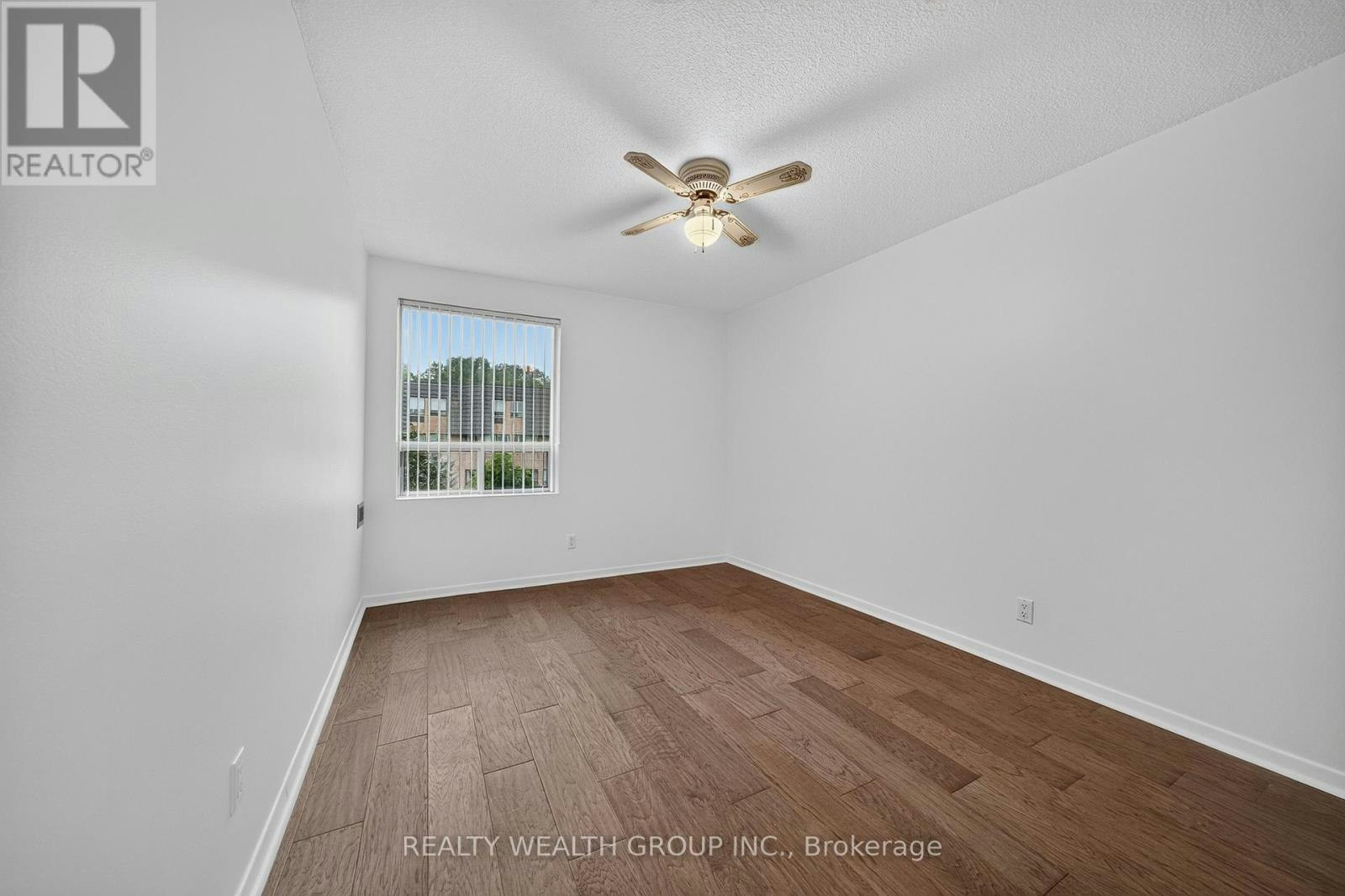 307-155 Main Street N, Newmarket, ON, L3Y 8C2 - 23