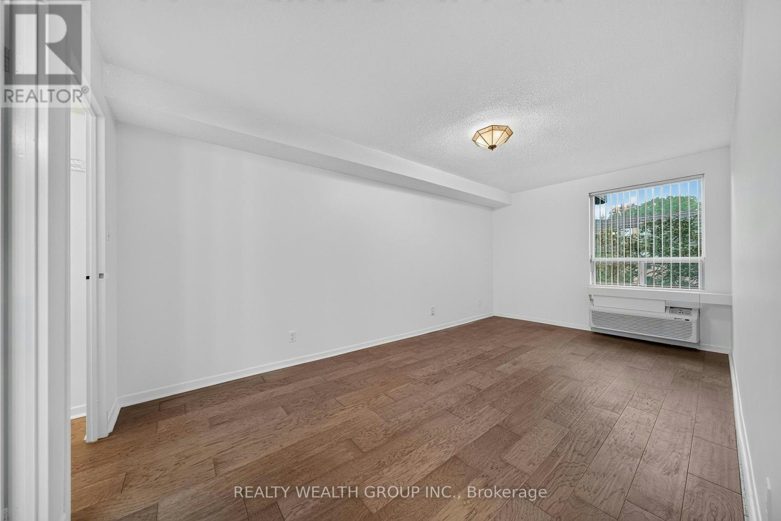 307-155 Main Street N, Newmarket, ON, L3Y 8C2 - 25