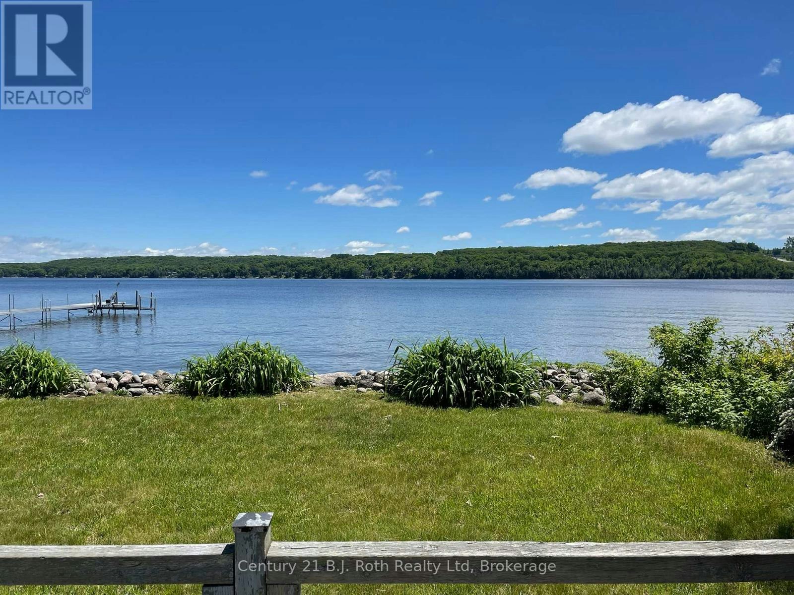 15 Bow Road, Tiny, ON, L9M 0B3