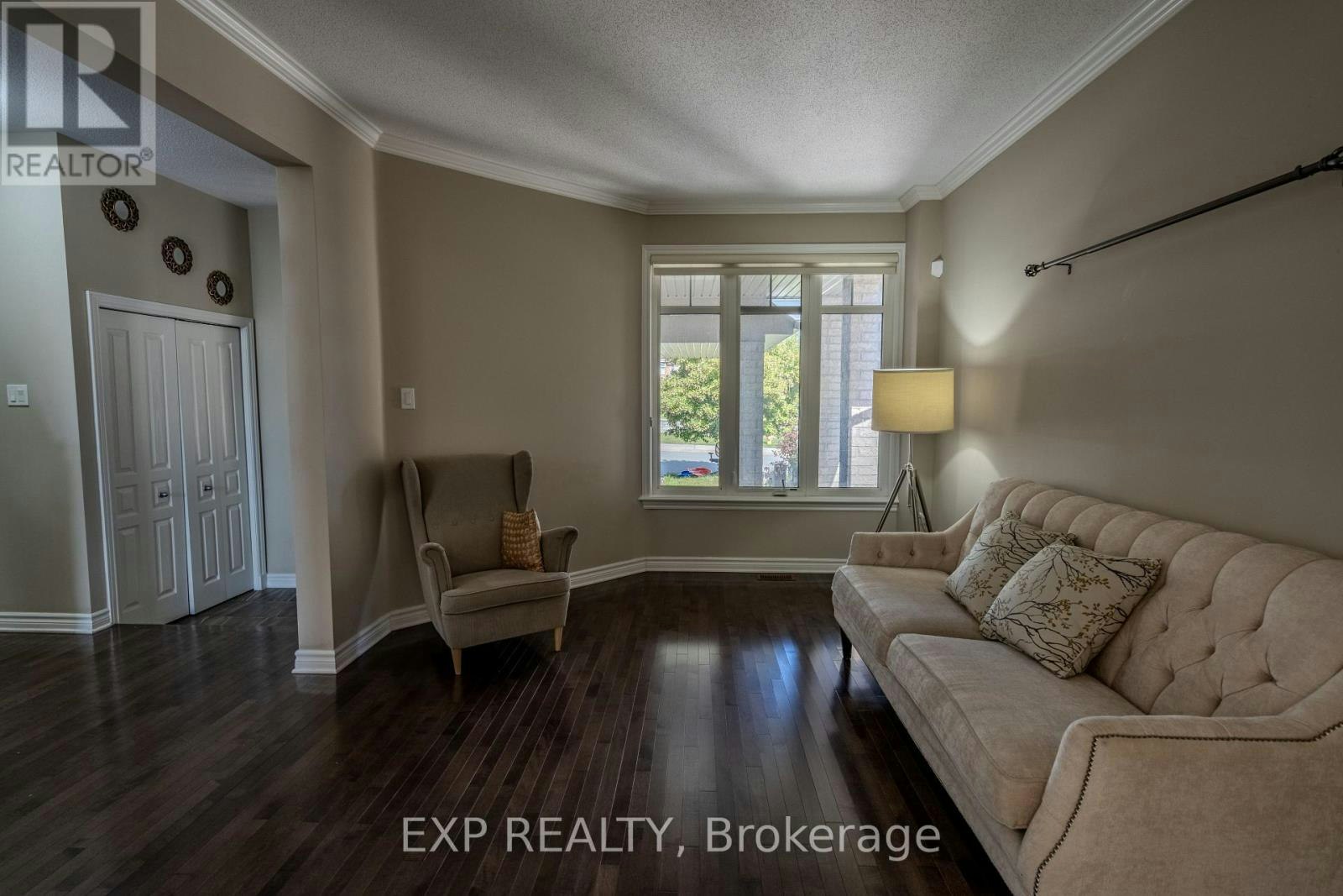 845 Contour Street, Ottawa, ON, K1W 0G6 - 4