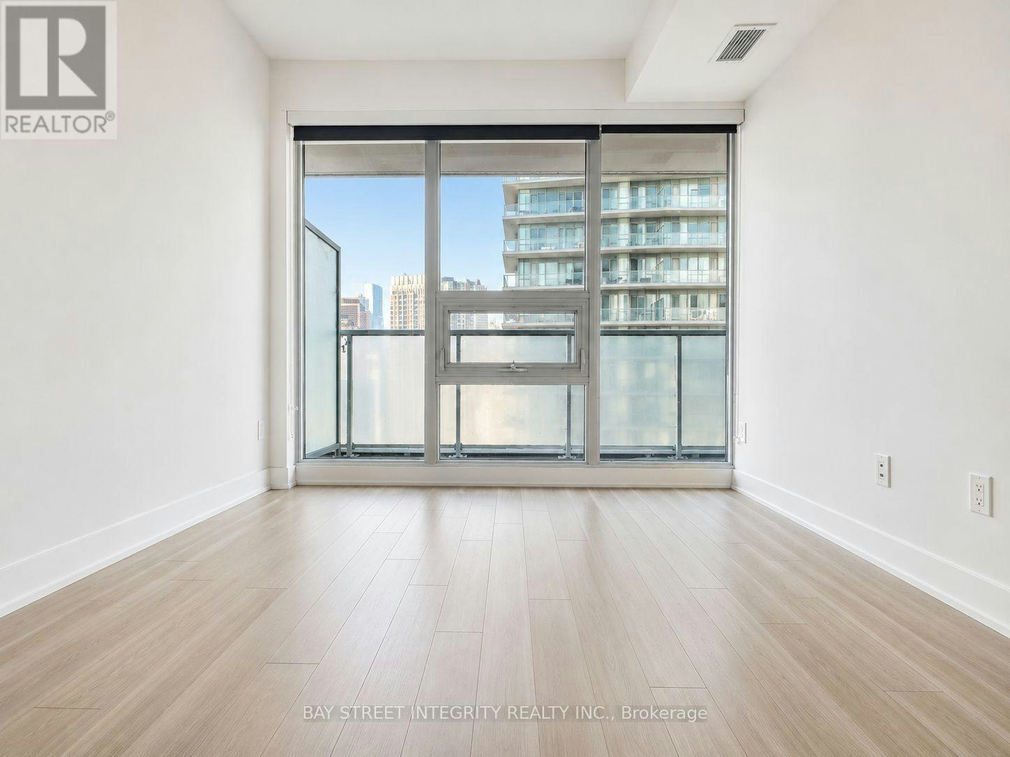 2001-19 Bathurst Street, Toronto, ON, M5V 0N2 - 10