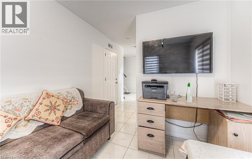 513 Woodlea Court, Kitchener, ON, N2R 1R7 - 19