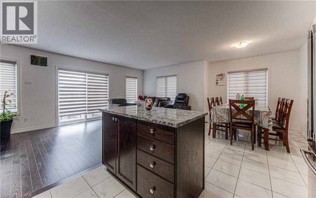 513 Woodlea Court, Kitchener, ON, N2R 1R7 - 12