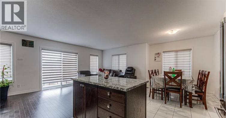 513 Woodlea Court, Kitchener, ON, N2R 1R7 - 12