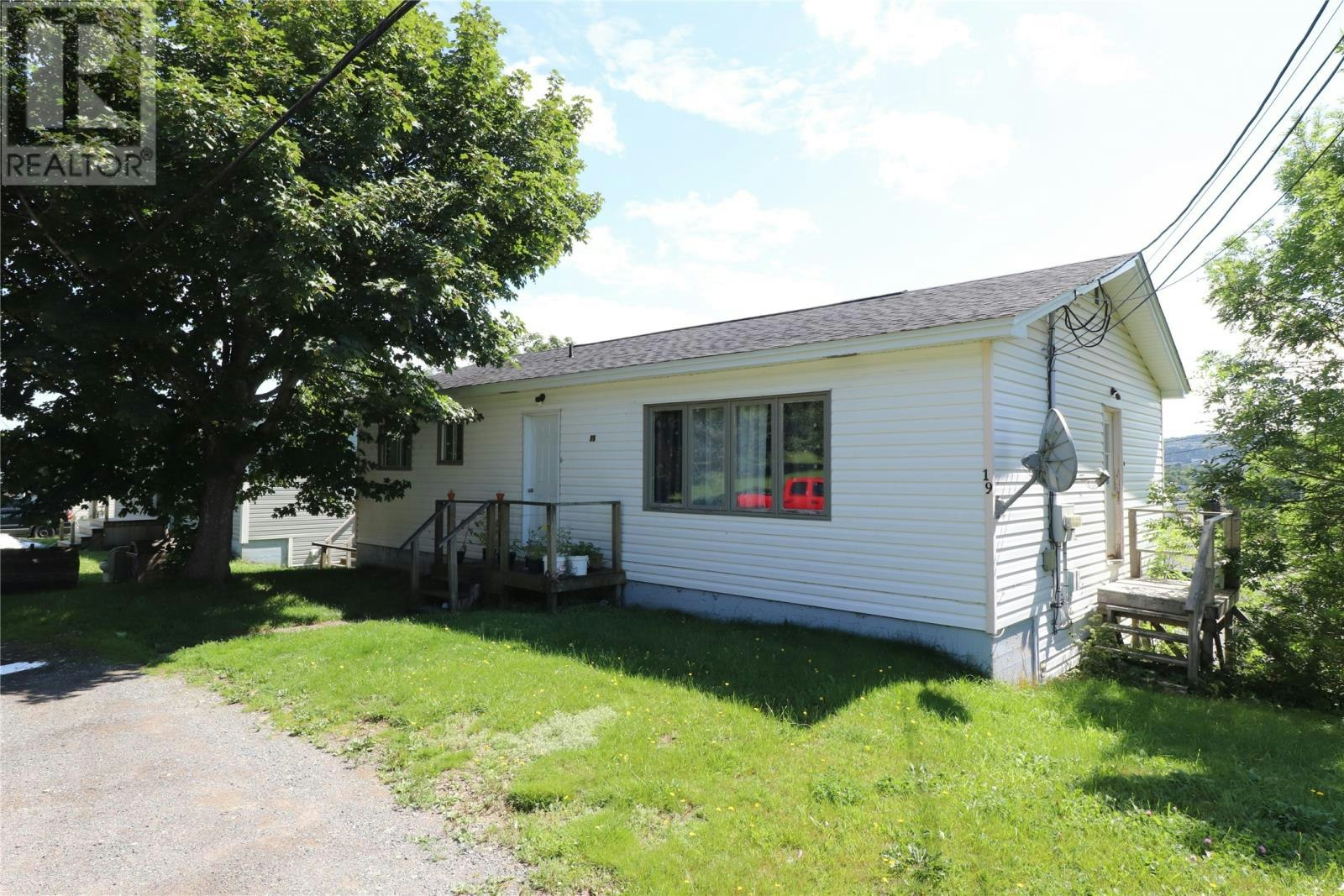 19 Patrick Street, Carbonear, NL, A1Y 1C5