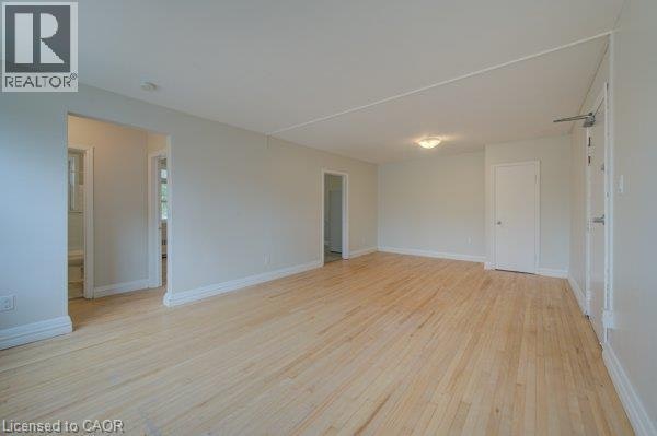 141 Chapel Street, Kitchener, ON, N2H 2T6 - 4