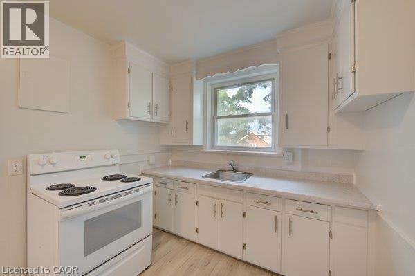 141 Chapel Street, Kitchener, ON, N2H 2T6 - 7